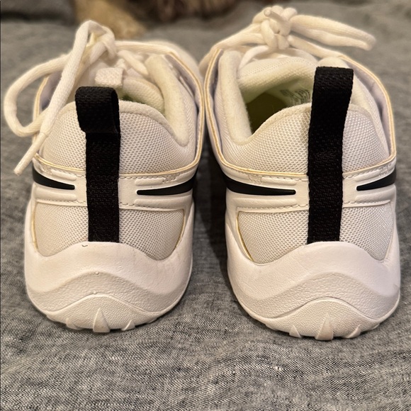 Nike Women's Zoom HyperAce 2 Volleyball Shoes white - Picture 5 of 6